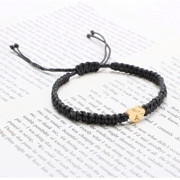 NWT Wool + Pepper Co. 18K Gold Heart Initial Adjustable Rope Bracelet - Picture 3 of 4